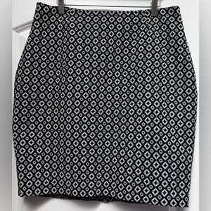EUC Worthington Women’s Pencil Skirt, Black/White, 18